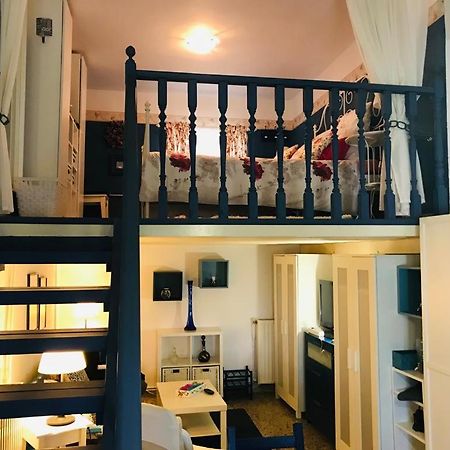 Chrysa'S Holiday Apartment Pylos Exterior photo