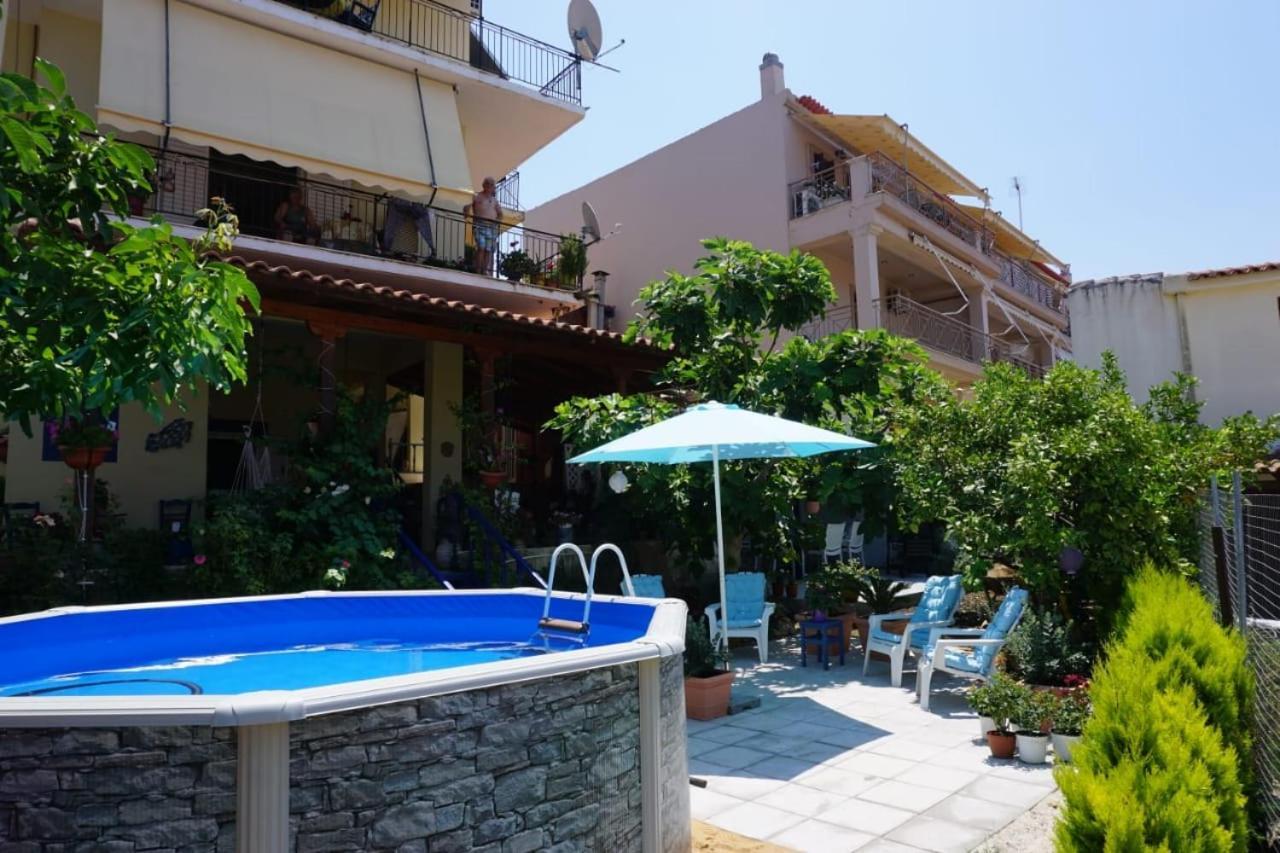 Chrysa'S Holiday Apartment Pylos Exterior photo